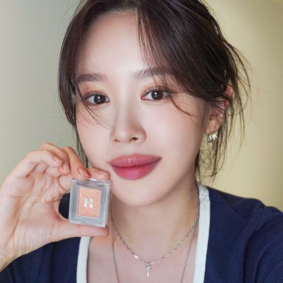 【HolikaHolika】My Fave Piece Eye Shadow