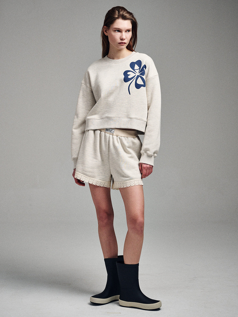 ★Mardi Mercredi★ Cropped Sweatshirt Clovermardi (3colors)